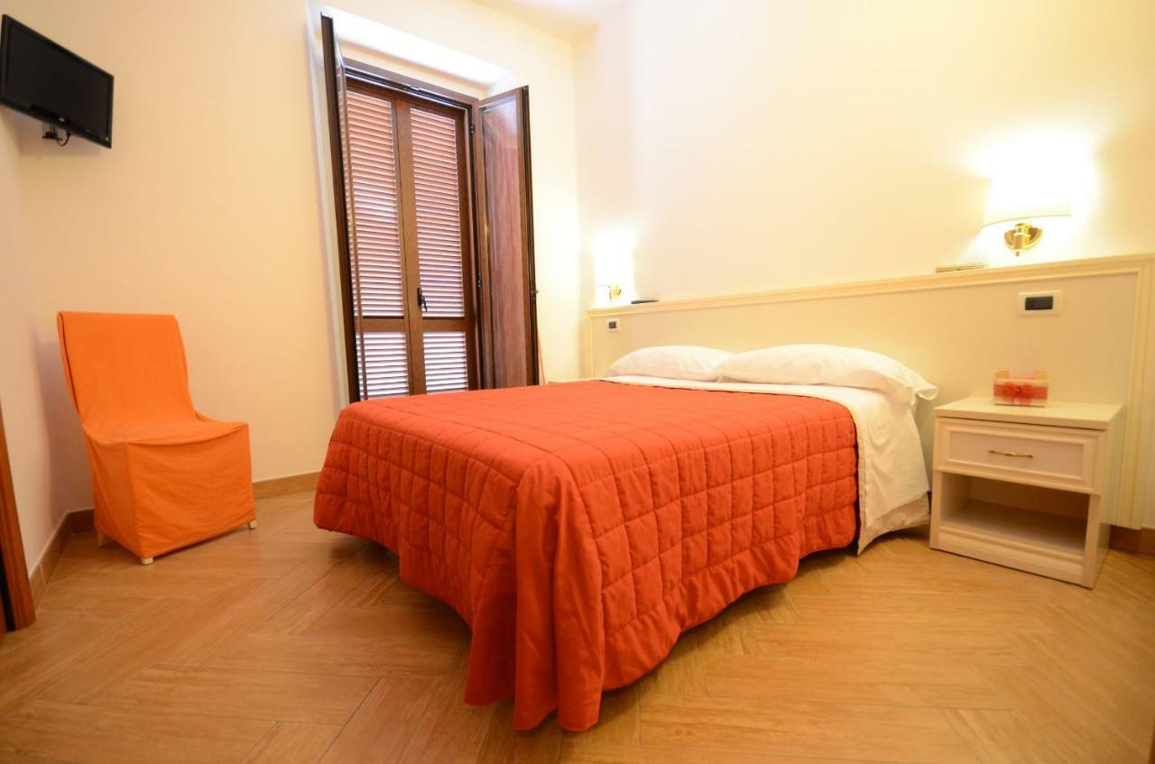 Il Piccolo Nido Bed & Breakfast Borgo Montenero Екстериор снимка