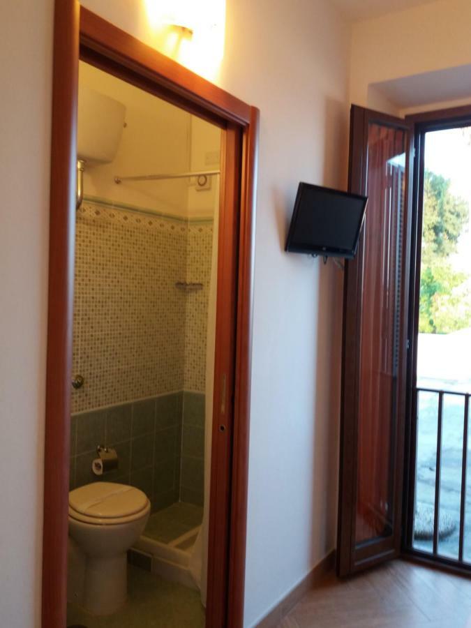 Il Piccolo Nido Bed & Breakfast Borgo Montenero Екстериор снимка